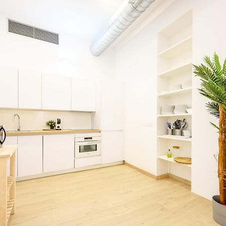Modern 3 Bedroom, City Center With Patio & High Ceilings By 10Tosea Malaga Luaran gambar
