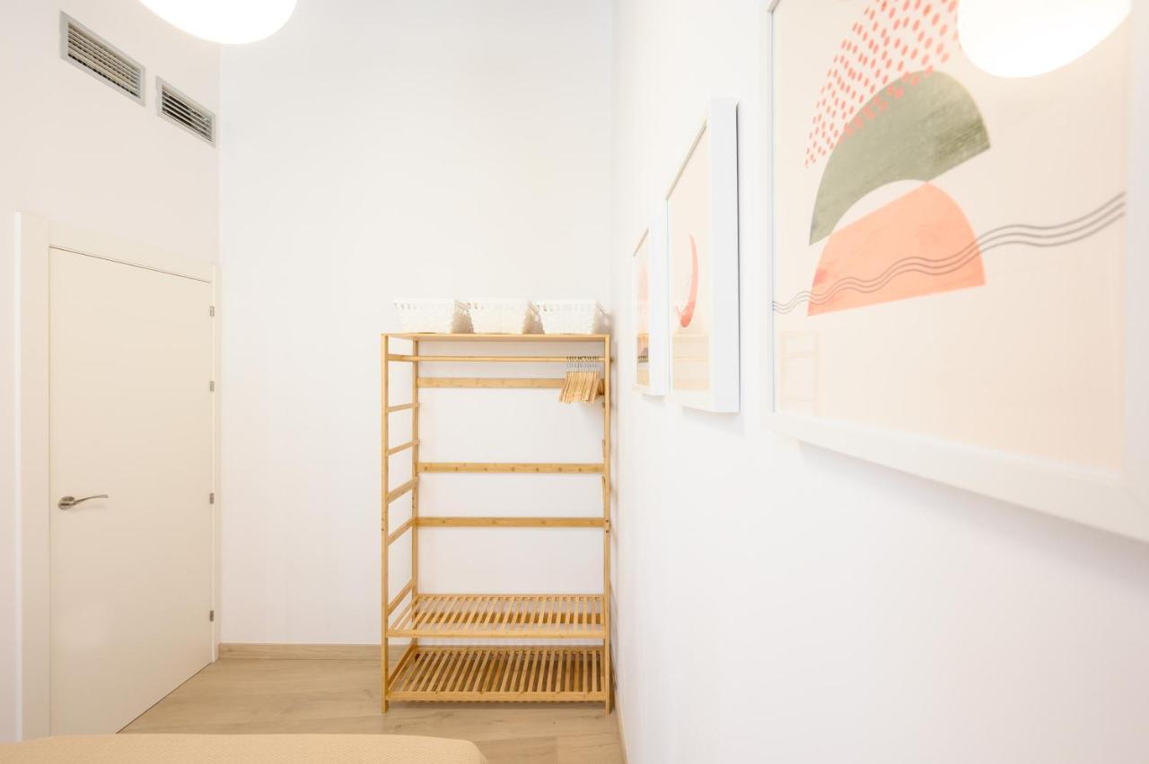 Modern 3 Bedroom, City Center With Patio & High Ceilings By 10Tosea Malaga Luaran gambar